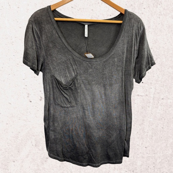 Z Supply Gray Relaxed Scoop Neck Short Sleeve Tee - Picture 1 of 4